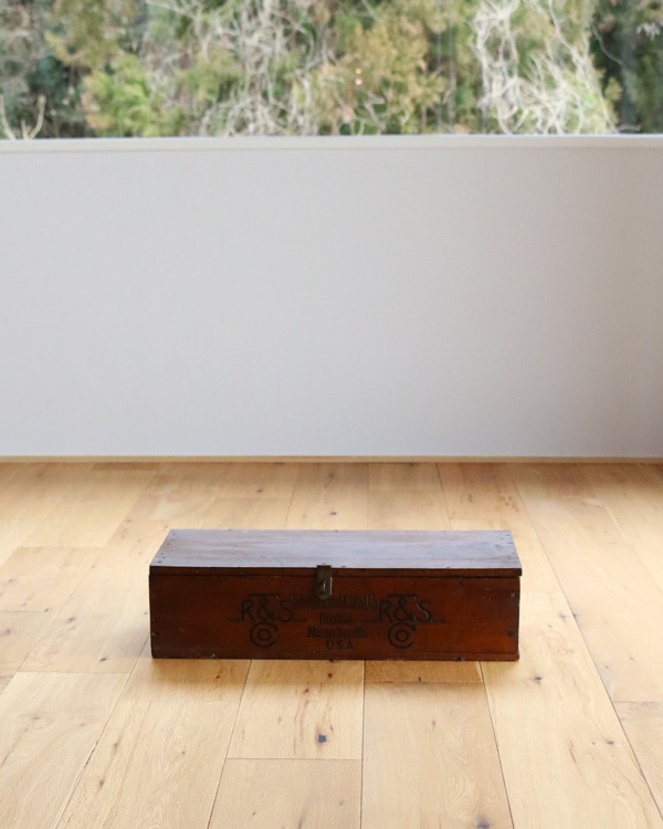"Tubular Rivet & Stud Co." Wood Box"Tubular Rivet & Stud Co." åɥܥå 