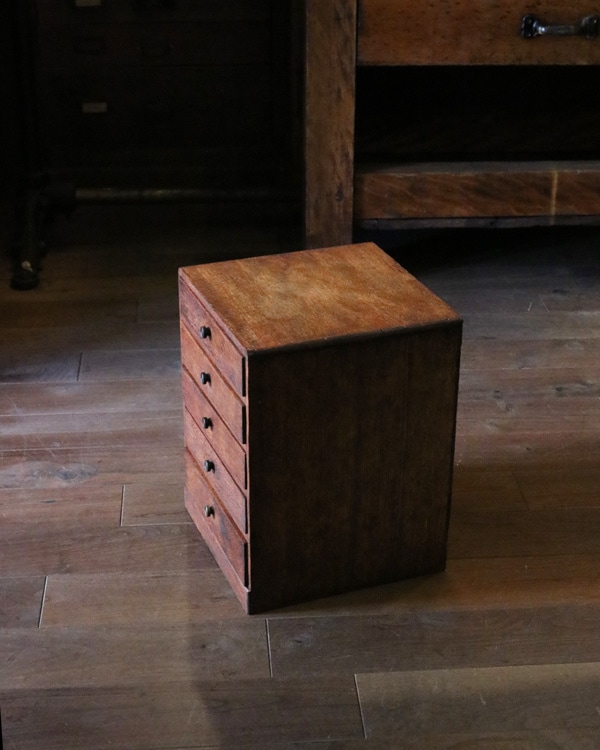 Wooden Drawer B�������������Ф� B