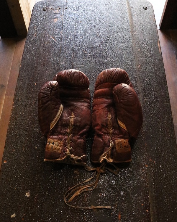 Boxing Gloves Cåܥ󥰥 C