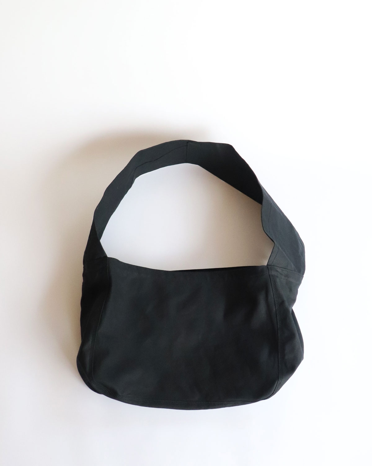LABOR DAY 졼СǥNEWSPAPER BAG ˥塼ڡѡХåBLACK