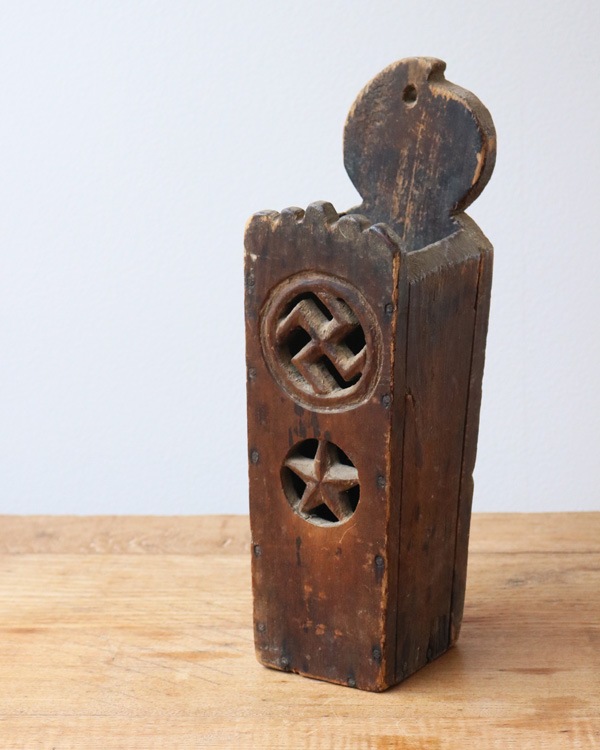 1920s Folk Art ��Whirling Log & Star�� Candle Wall Box��1920ǯ�� �ե����������� ���åɡ������ɥ륦������ܥå���