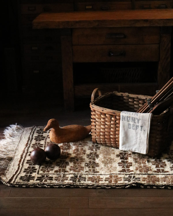 Traibal Rug Taimani / トライバルラグ タイマニ
