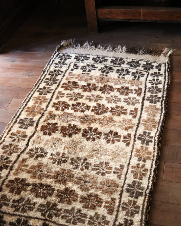 Traibal Rug Taimani / トライバルラグ タイマニ