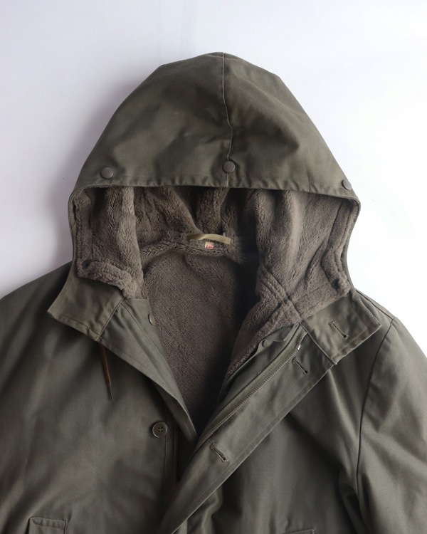 Vintage 80s Green German Mil. Field Parka (M/L)