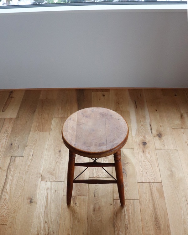 Wooden Round Stool�������饦��ɥ��ġ���