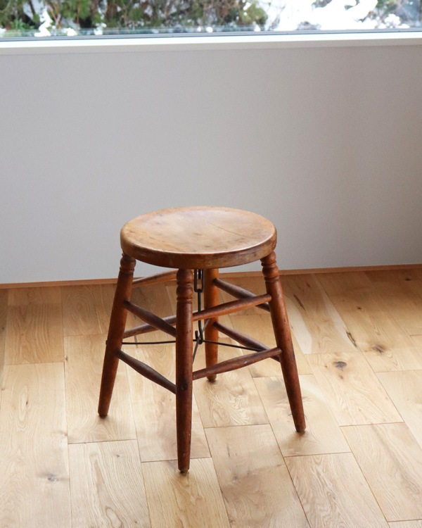 Wooden Round Stool�������饦��ɥ��ġ���