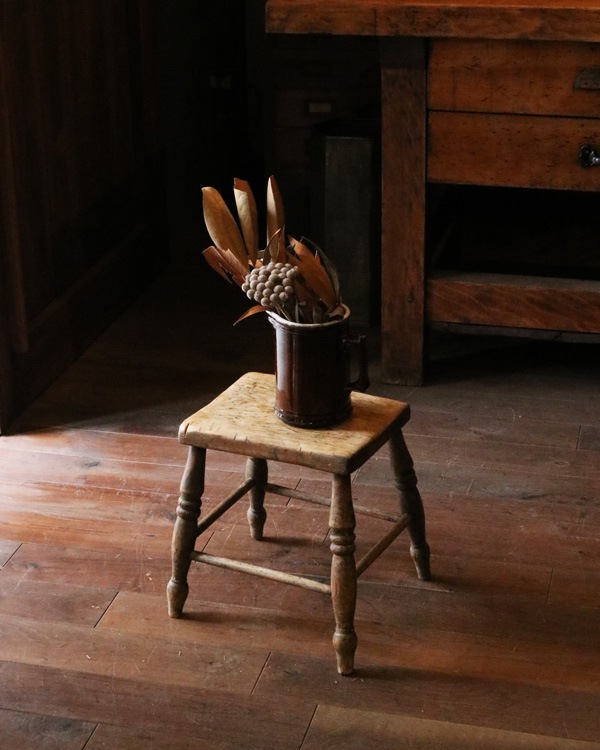 Low Stool�å������ġ���