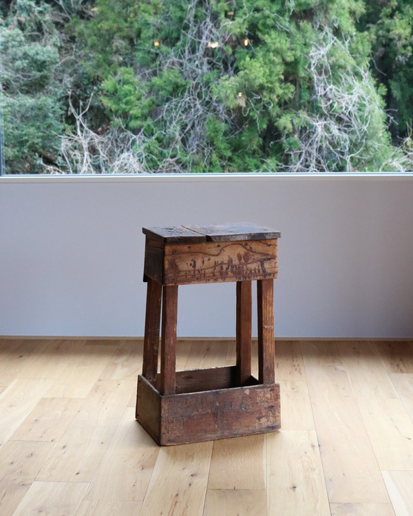 Square Stand A�å�������������� A