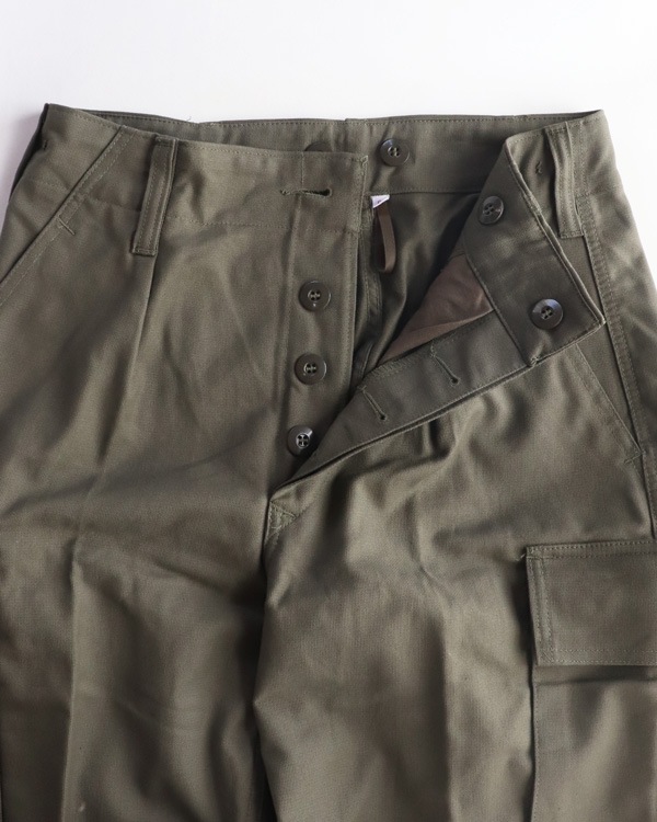 Vintage 90s N.O.S. German Mil. Moleskin Trousers (31x31)