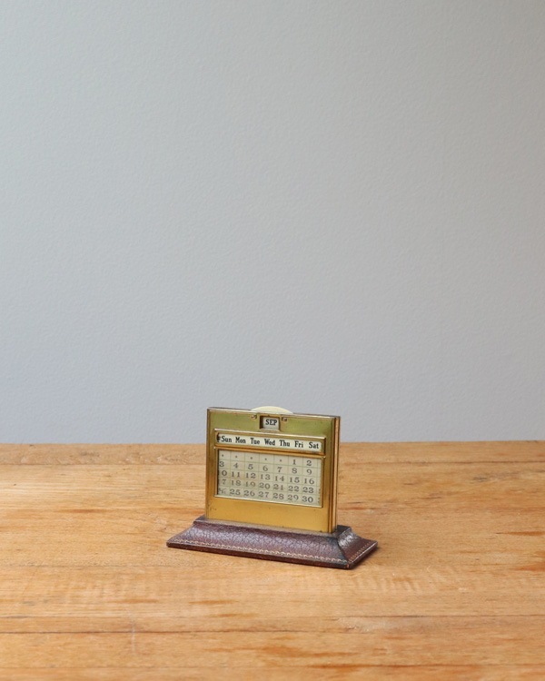 1927 Desktop Calendar A��1927ǯ�� �ǥ����ȥåץ������� A