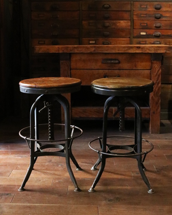 "TOLEDO" Drafting Stool C��"TOLEDO" �ɥ�եƥ��󥰥��ġ��� C