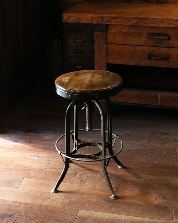 "TOLEDO" Drafting Stool C��"TOLEDO" �ɥ�եƥ��󥰥��ġ��� C