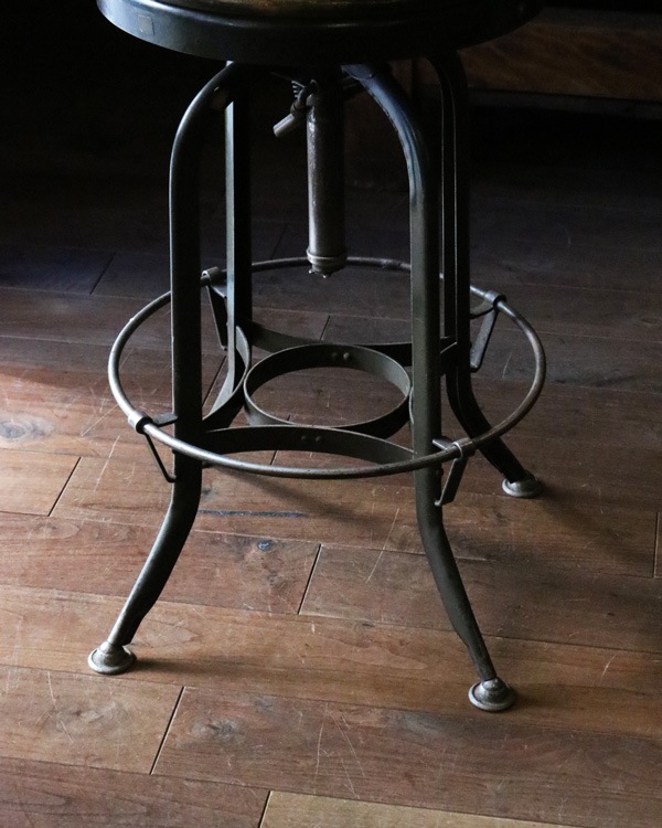 "TOLEDO" Drafting Stool C��"TOLEDO" �ɥ�եƥ��󥰥��ġ��� C