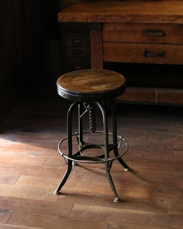 "TOLEDO" Drafting Stool C��"TOLEDO" �ɥ�եƥ��󥰥��ġ��� C