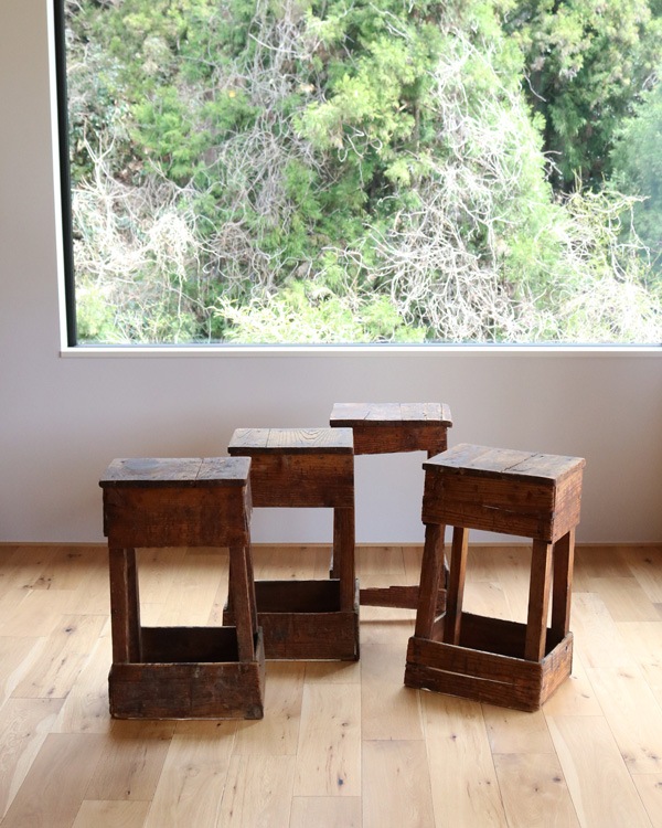 Square Stand C�å�������������� C