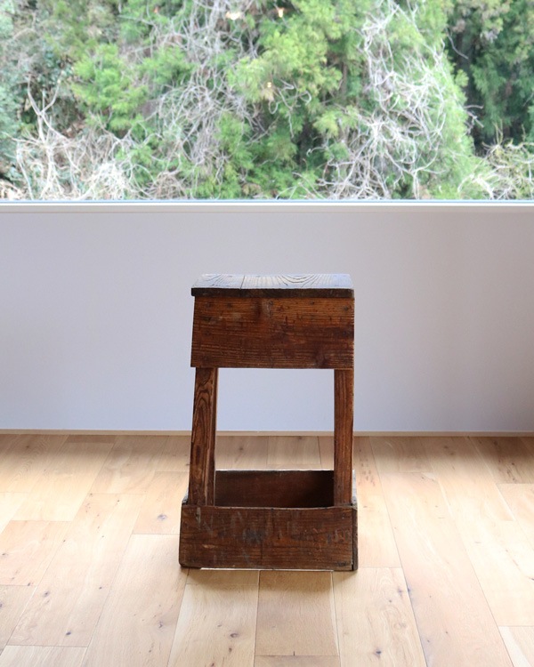 Square Stand C�å�������������� C