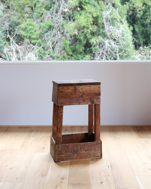 Square Stand C�å�������������� C