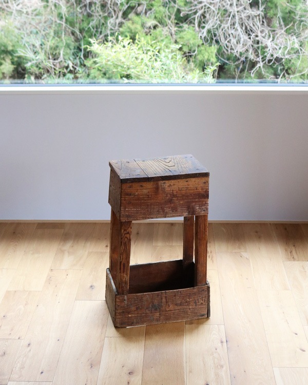 Square Stand C�å�������������� C