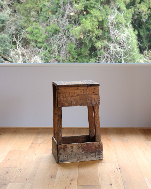 Square Stand C�å�������������� C