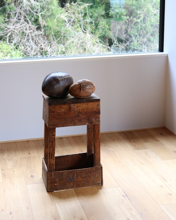 Square Stand C�å�������������� C