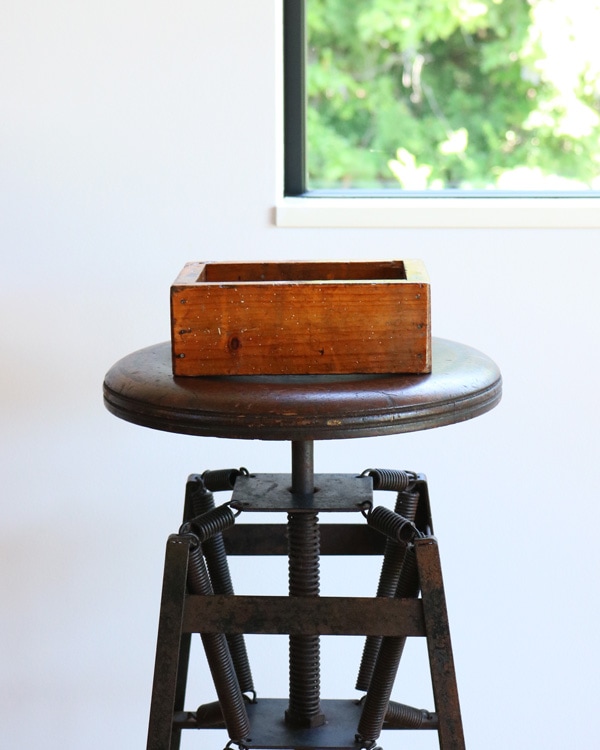 c.1950s Primitive Industrial Wood Box��1950ǯ�庢�Υץ�ߥƥ��֤ʥ�������ȥꥢ����Ȣ
