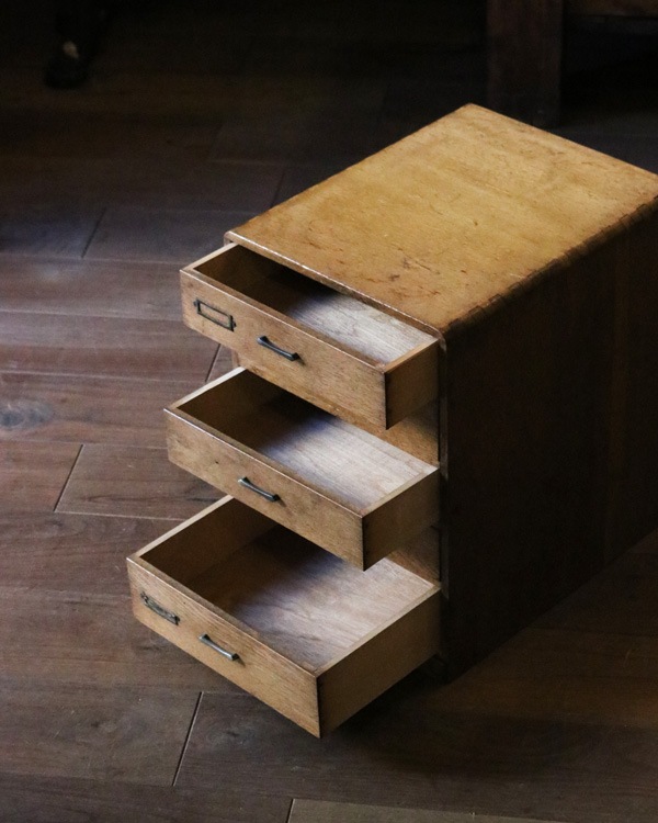 Wooden Drawer H�������������Ф� H