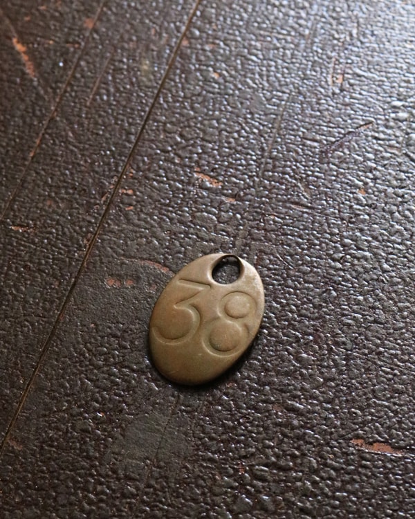 Brass Cow Tag｜真鍮製のカウタグ