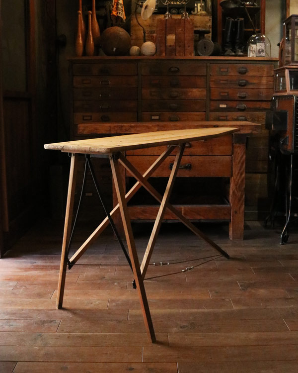 Ironing Board｜アイロン台