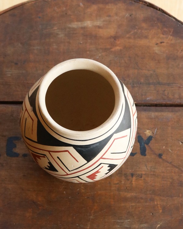 Decorative Southwestern Hand-Painted Pottery�åǥ���ƥ��� ���������������� �ݥ��꡼�ʥϥ�ɥڥ���ȡ�