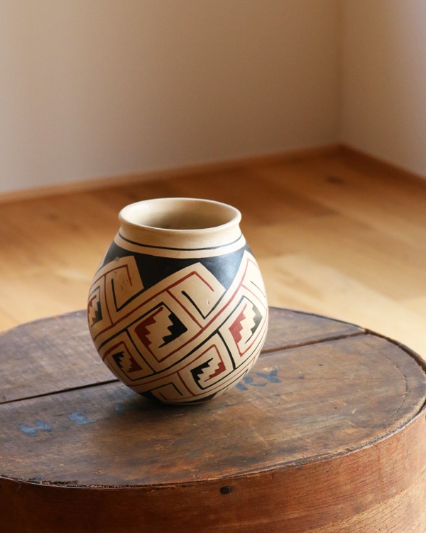 Decorative Southwestern Hand-Painted Pottery�åǥ���ƥ��� ���������������� �ݥ��꡼�ʥϥ�ɥڥ���ȡ�