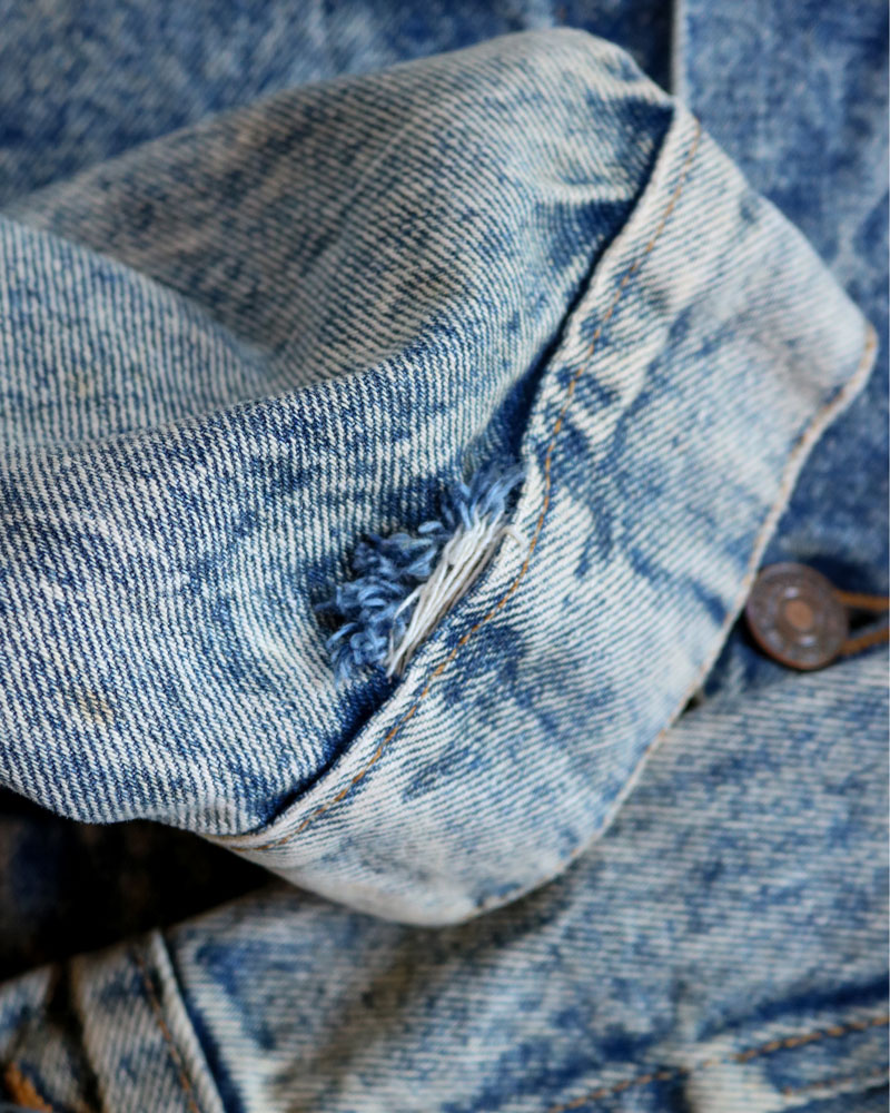 Vintage 90s Acid Wash LEVI'S 70507 Denim Jacket (L)