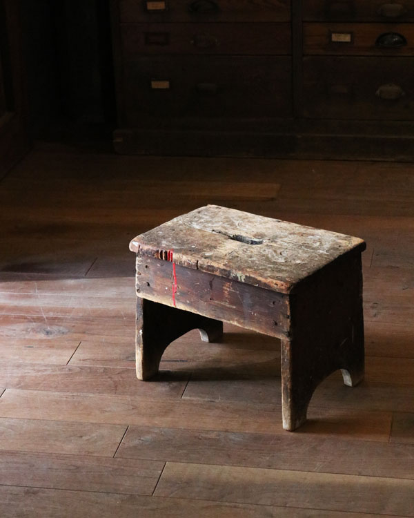 Rustic Step Stool�å饹�ƥ��å� ���ƥåץ��ġ���