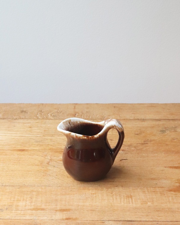 Brown Drip Creamer A�å֥饦��ɥ�åץ��꡼�ޡ� A