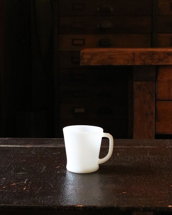 "Fire King" Milk Glass Mug��"�ե����䡼����" �ߥ륯���饹�ޥ�