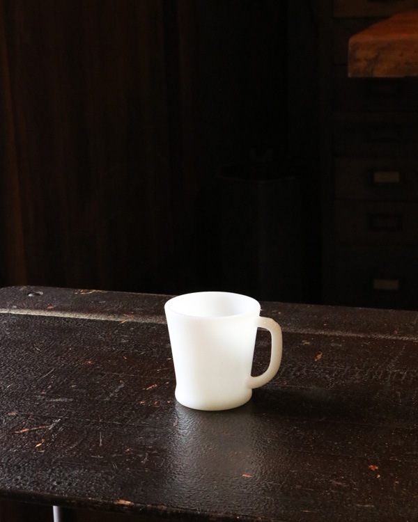 "Fire King" Milk Glass Mug��"�ե����䡼����" �ߥ륯���饹�ޥ�