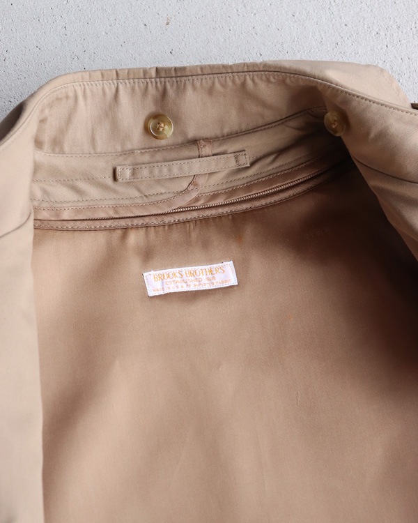 Vintage 80s Tan BROOKS BROTHERS Trench Coat (M)