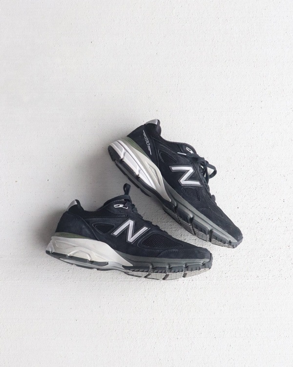 Y2K Black NEW BALANCE 990V4 (U.S.8.5)