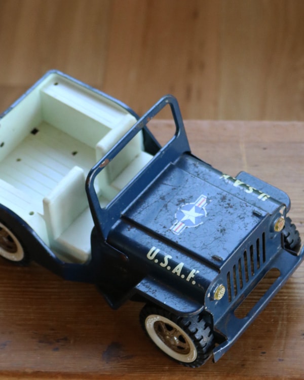 USA製 ビンテージブリキ Tonka トンカ Jeep 車 おもちゃ オールド USA製 ビンテージブリキ Tonka トンカ Jeep 車 おもちゃ オールド