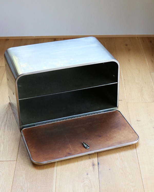 c.1950s ��Pantry Queen�� Aluminum Bread Box��1950ǯ�庢 ��Pantry Queen�� ����ߥ֥�åɥܥå���