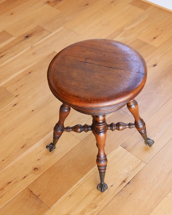 Adjustable Piano Stool with Claw & Glass Ball Feet�å����������饹�ܡ���ӻ��� ���߼��ԥ��Υ��ġ���