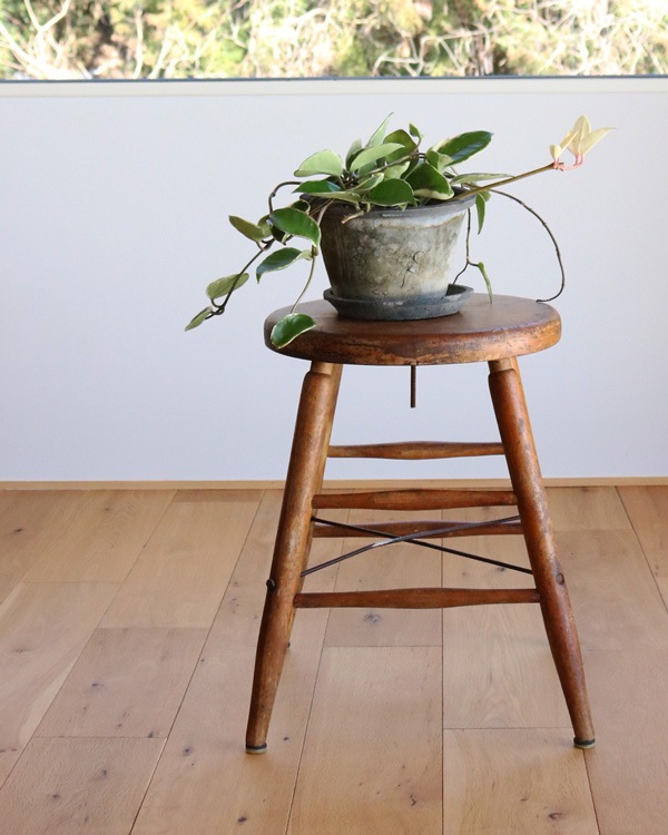 Wooden Work Stool ������������ġ���