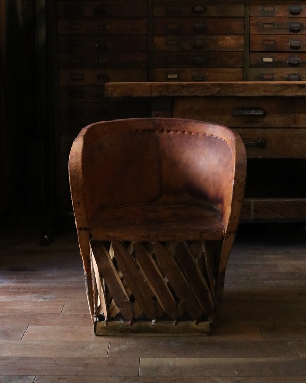 Equipale Chair｜エキパルチェア