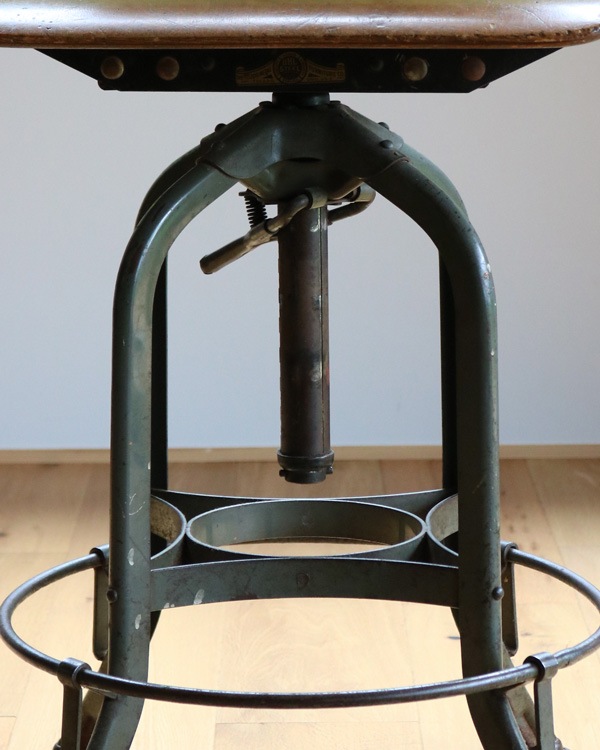 "TOLEDO" Drafting Chair A��"TOLEDO" �ɥ�եƥ��󥰥����� A