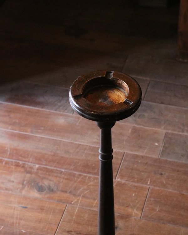 Ashtray Stand�ó����������
