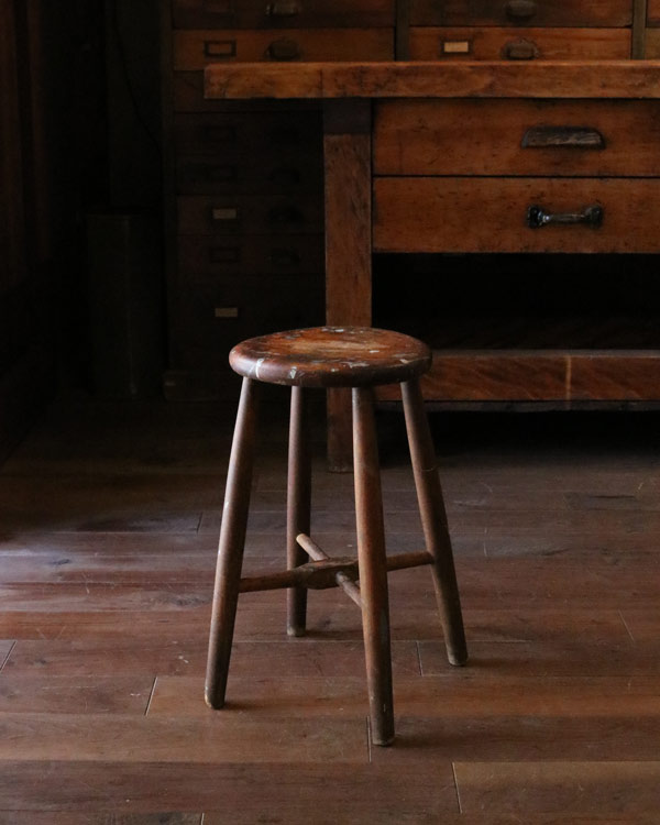 Wooden Round Stool｜木製ラウンドスツール RS-30