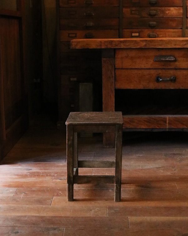 Square Stool SQ-09�å����������ġ��� SQ-09