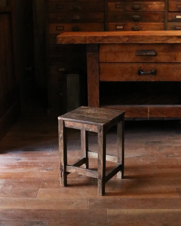 Square Stool SQ-09�å����������ġ��� SQ-09