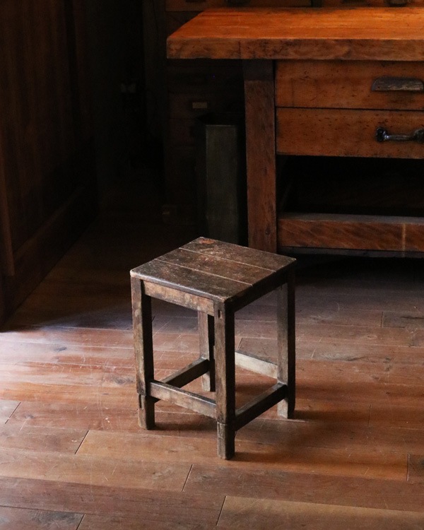 Square Stool SQ-09�å����������ġ��� SQ-09