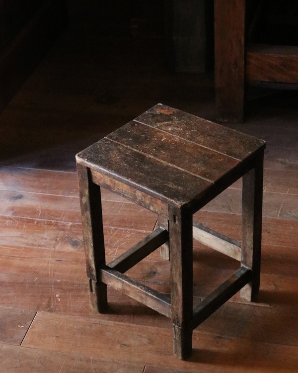 Square Stool SQ-09�å����������ġ��� SQ-09