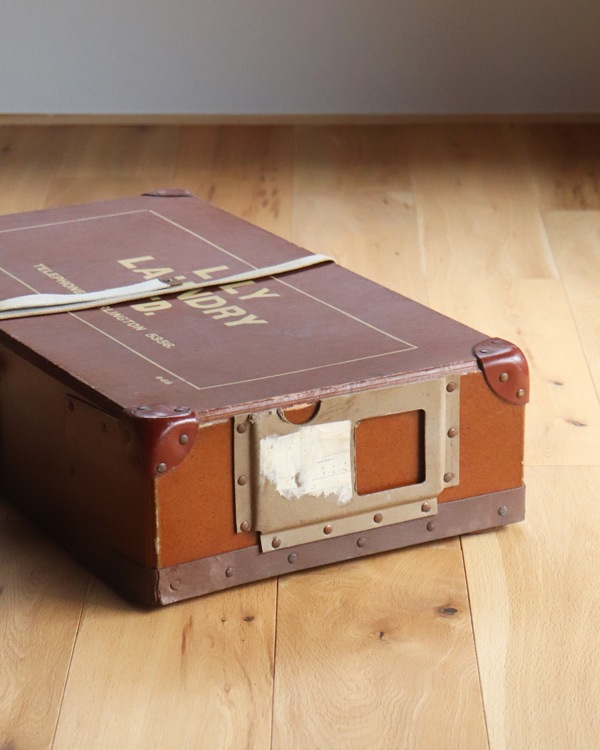 "LILY LAUNDRY LTD."  Laundry Case��"LILY LAUNDRY LTD."  ���ɥ꡼������